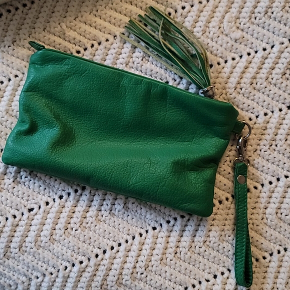 Kate Spade Wristlet Green Leather - Picture 2 of 4